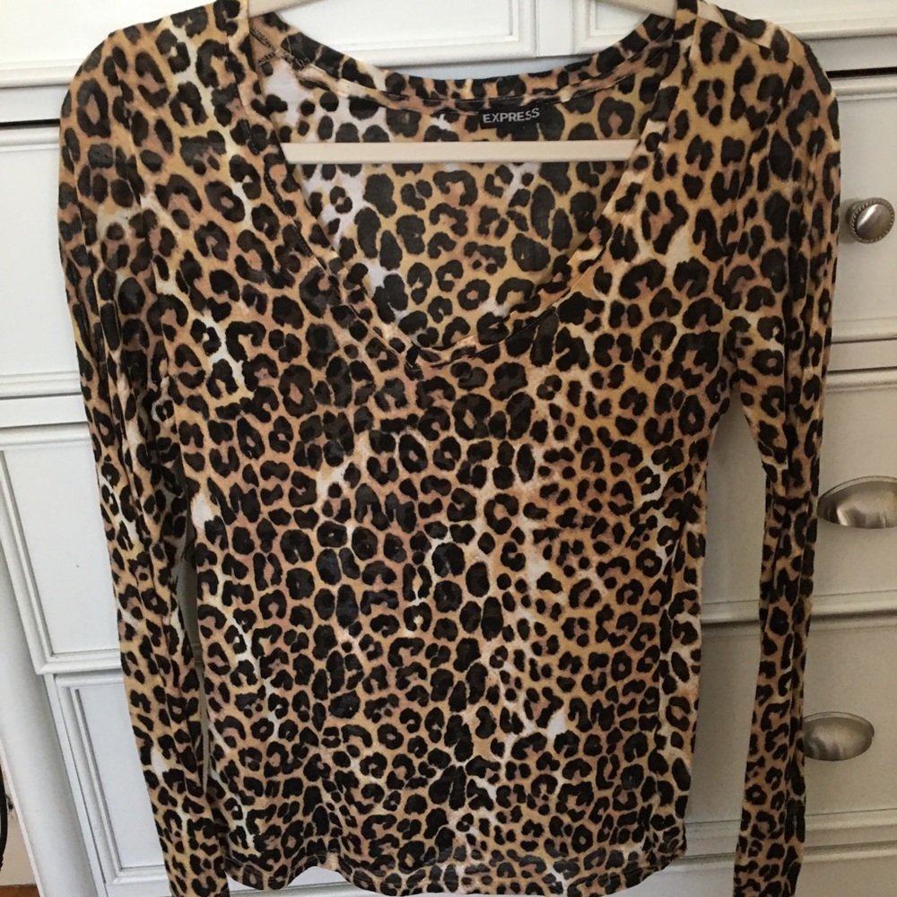 Express shirt